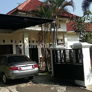 Dijual Rumah Cantik Swimmingpool. di Kota Cianjur