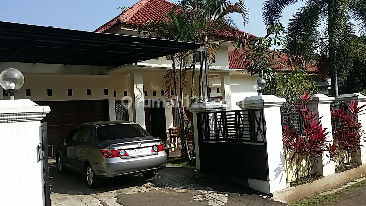 Dijual Rumah Cantik Swimmingpool. di Kota Cianjur