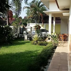 Dijual Rumah Cantik Swimmingpool. di Kota Cianjur