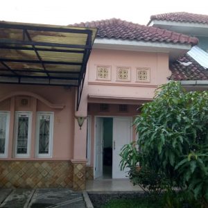 Rumah 2 Lantai, di Karang Tengah, Cianjur 650JT Nego