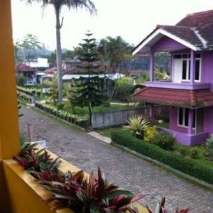 Jual Rumah Villa Strategis Cipanas-Puncak