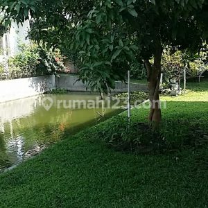 Dijual Rumah Cantik Swimmingpool. di Kota Cianjur
