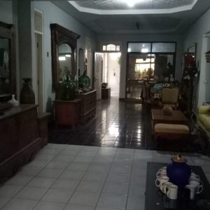 Rumah di Komplek Karangtengah 1,2M Nego