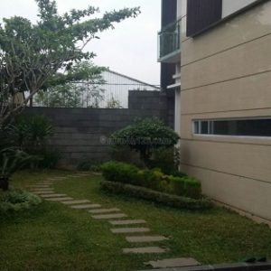 Rumah Mewah strategis dekat sekolah dan rumah sakit di Cianjur, Karangtengah, Cianjur