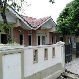 Jual Rumah dan Kolam Lokasi Karangtengah