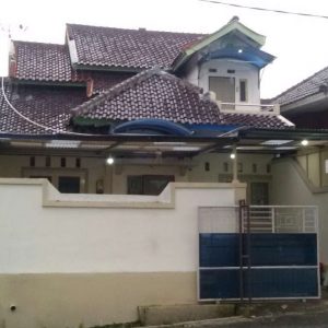 Rumah Villa Dijual Dalam Komplek Tenang Aman