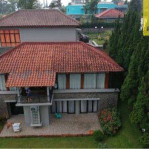Dijual Villa Sangat Terawat di Villa Bukit Danau Puncak