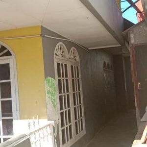 Dijual Rumah Pinggir Jalan di Cipanas Nagrag