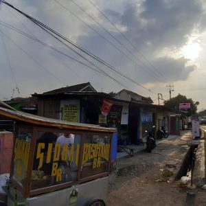 Jual tanah dan bangunan di Ciranjang Pinggir Jalan Raya Bandung Kabupaten Cianjur
