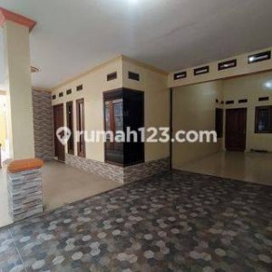 Jual rumah siap huni di Jalan Gatot Mangkupraja Kabupaten Cianjur
