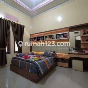 Jual rumah siap huni di Jalan Gatot Mangkupraja Kabupaten Cianjur
