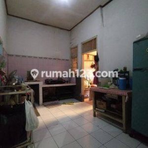 Jual rumah strategis di Jalan Caringin Kabupaten Cianjur