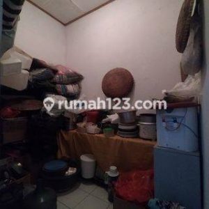 Jual rumah strategis di Jalan Caringin Kabupaten Cianjur