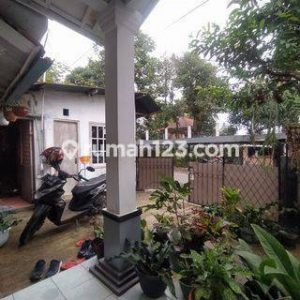 Jual rumah strategis di Jalan Caringin Kabupaten Cianjur