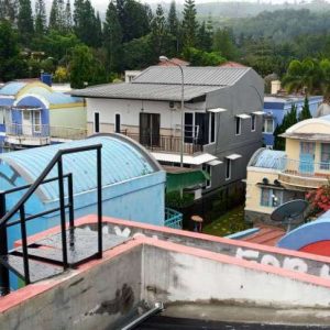 Jual villa nyaman murah di Cipanas Kabupaten Cianjur