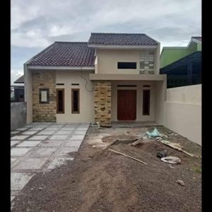 Di Jual Rumah Baru di Gunteng, Karangtengah