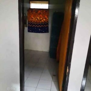 Di Jual Rumah dan Warung di Ciranjang