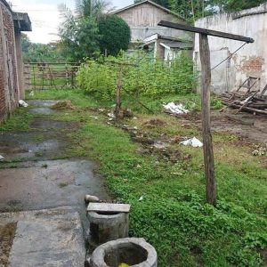 Di Jual Rumah dan Kios di Bojong Picung