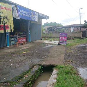 Di Jual Rumah dan Kios di Bojong Picung
