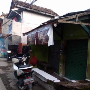 Di Jual Rumah dan Warung di Ciranjang