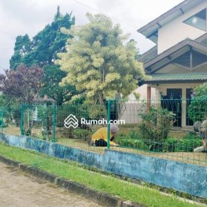 Dijual Villa terawat Strategis aman & nyaman di Cipanas