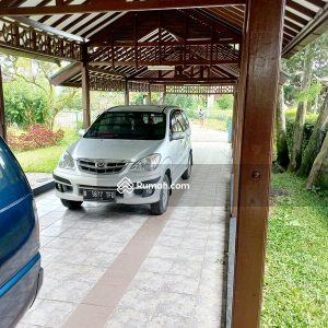 Dijual Villa terawat Strategis aman & nyaman di Cipanas