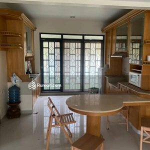 Dijual Villa di Kota Bunga Cipanas, Cianjur