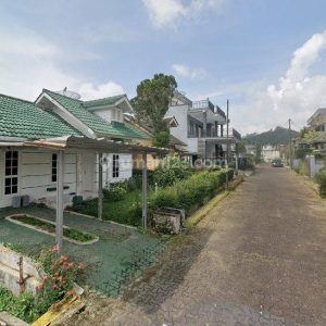 Dijual Villa Murah 2 Lantai di Cipanas