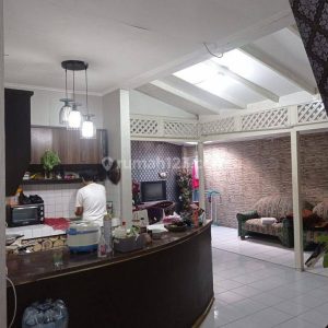Dijual Villa Murah 2 Lantai di Cipanas