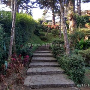 Dijual Villa di Cipanas Puncak