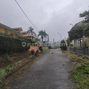 Dijual Rumah Hitungan Tanah Saja Cocok Untuk Villa di Cipanas