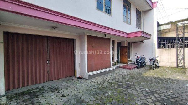 Dijual Rumah Kantor Strategis di Cianjur Kota