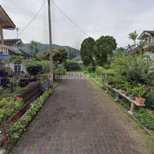 Dijual Murah Villa di Komplek Green Apple Cipanas