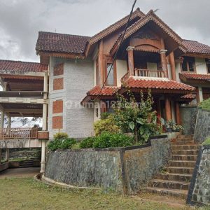 Dijual Villa di Ciloto, Cipanas