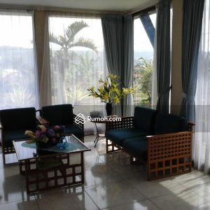 Dijual Villa Asri 2 Lantai di Cipanas