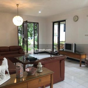Dijual Villa Siap Huni Baru Renov di Sunkist Puncak Cipanas