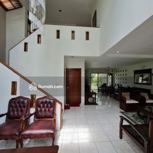 Dijual Villa di Pacet