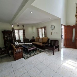 Dijual Villa di Pacet