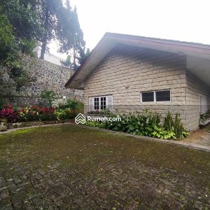 Dijual Villa Nyaman dan Luas di Cipanas, Cianjur