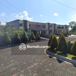 Dijual Rumah di Villa Bukit Dollar Cipanas