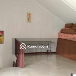 Dijual Tanah Bonus Bangunan Rumah di Pacet