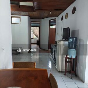 Dijual Villa di Jl. Hanjawar Cipanas, Cianjur