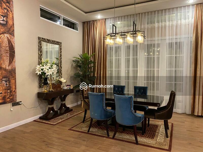 Dijual Villa Cantik, Indah dan Mewah di Cipanas