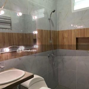 Dijual Villa Cantik, Indah dan Mewah di Cipanas
