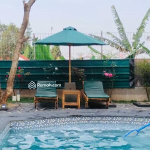 Dijual Villa Cantik, Indah dan Mewah di Cipanas