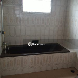Dijual Villa Coolibah terawat di Cipanas