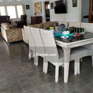 Dijual Villa di Cipanas Puncak, Cianjur