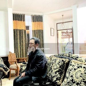 Dijual Villa Terawat Luas di Cipanas, Cianjur