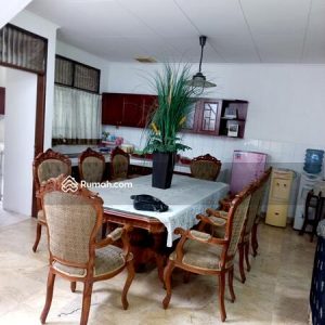Dijual Villa Terawat Luas di Cipanas, Cianjur