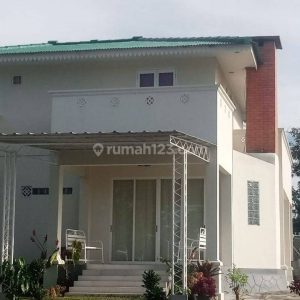 Dijual Villa dengan Usaha Jamur di Puncak Cipanas